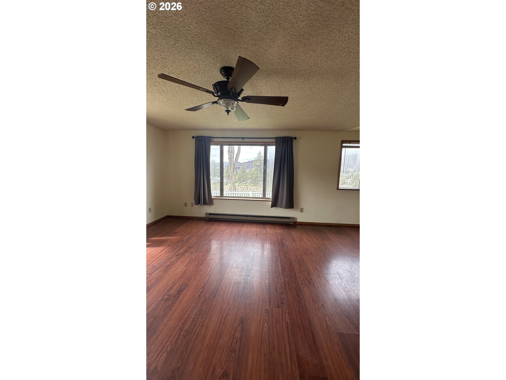 703 Broadway St Property Photo 7