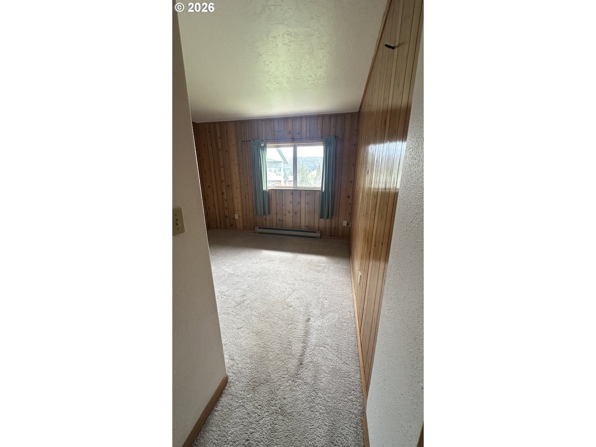 703 Broadway St Property Photo 16