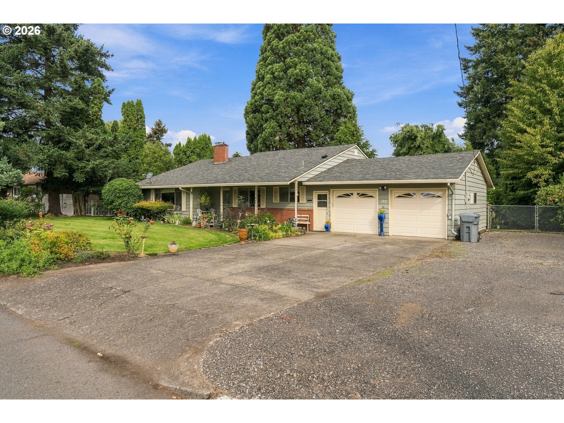 142 Ne 10th Ave Property Photo 1