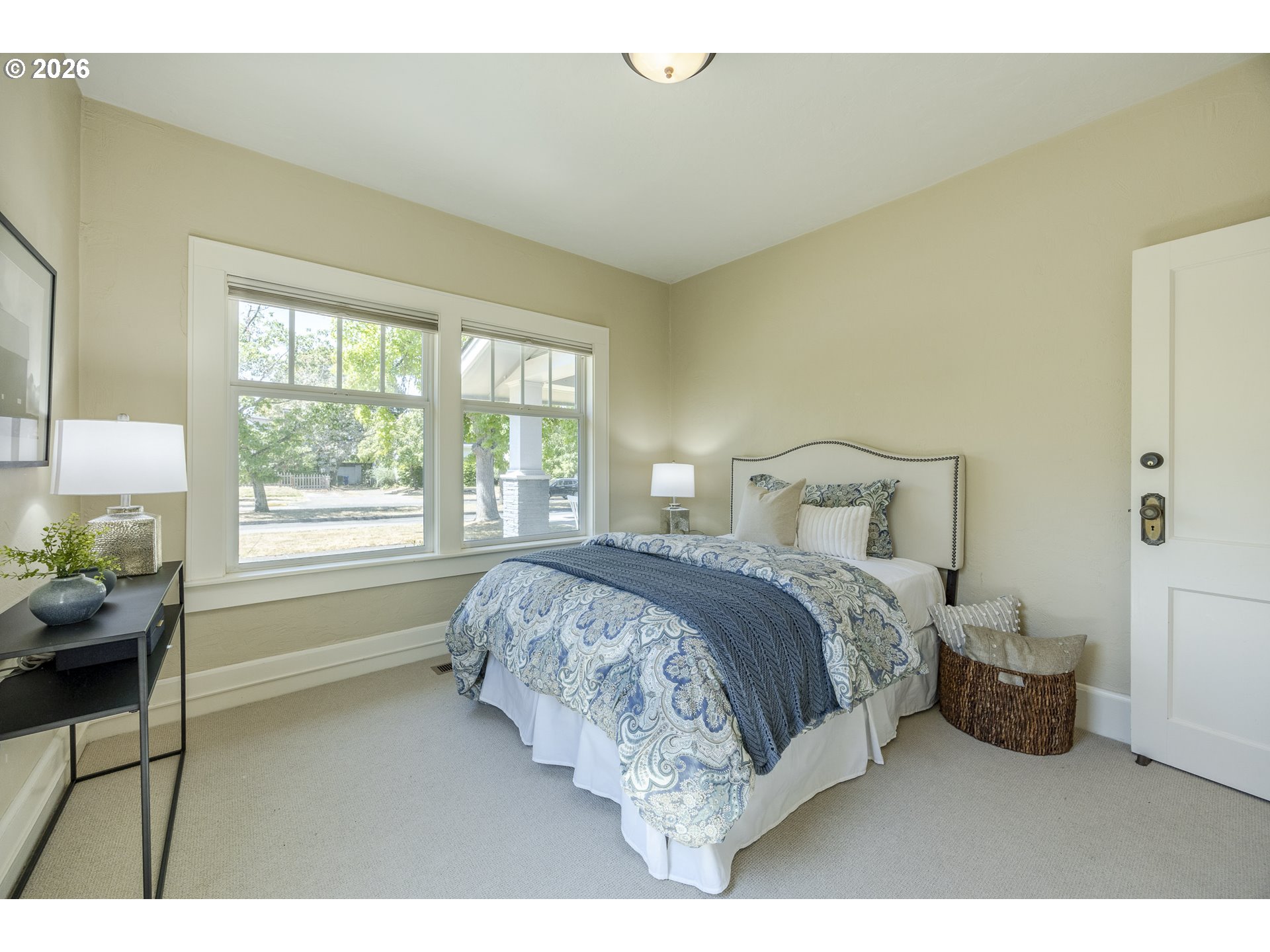 1545 Villard St Property Photo 18