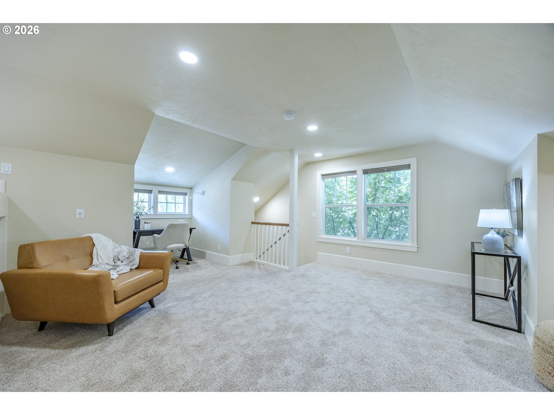 1545 Villard St Property Photo 28