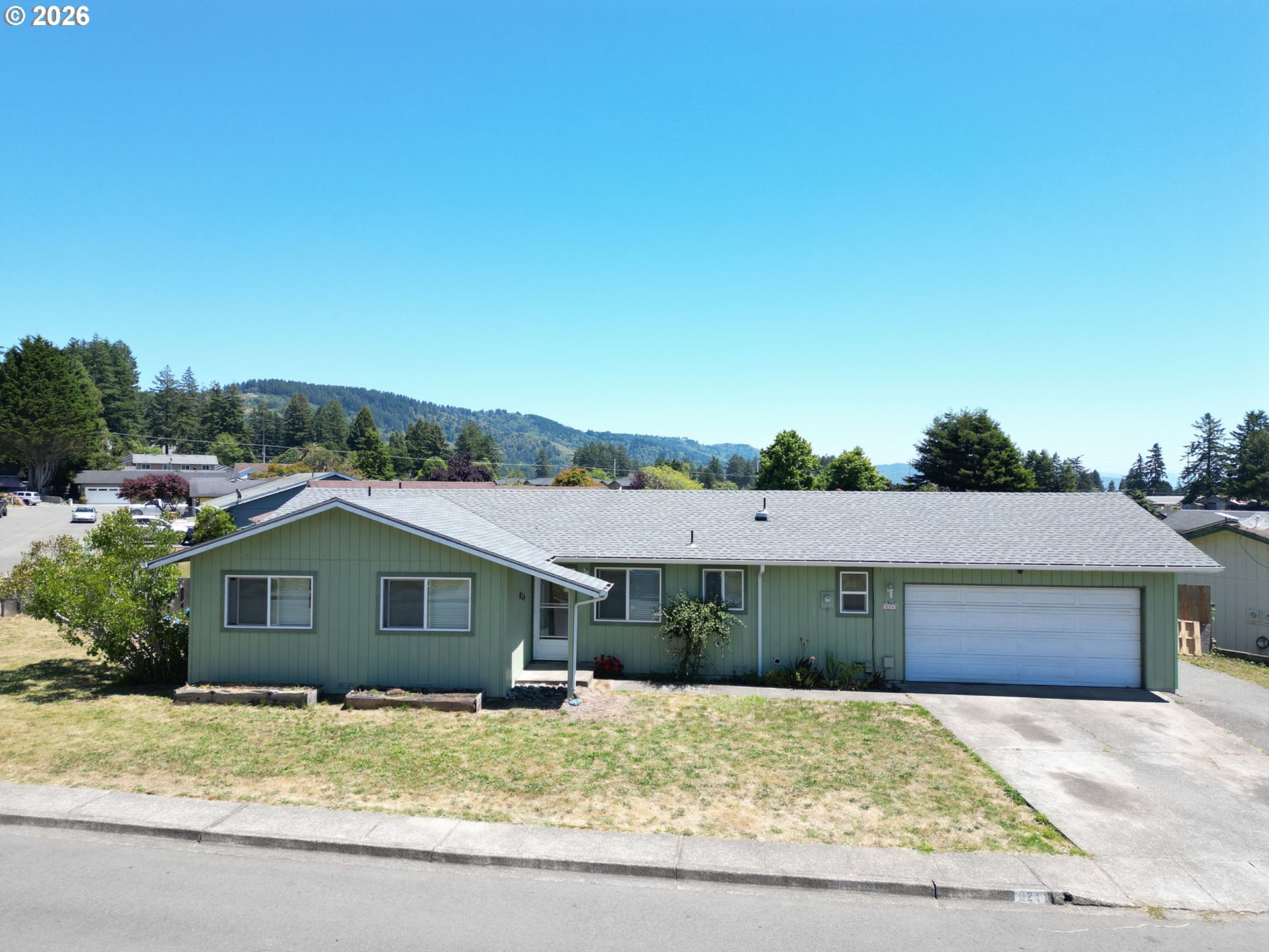 824 Kevin Pl Property Photo 1