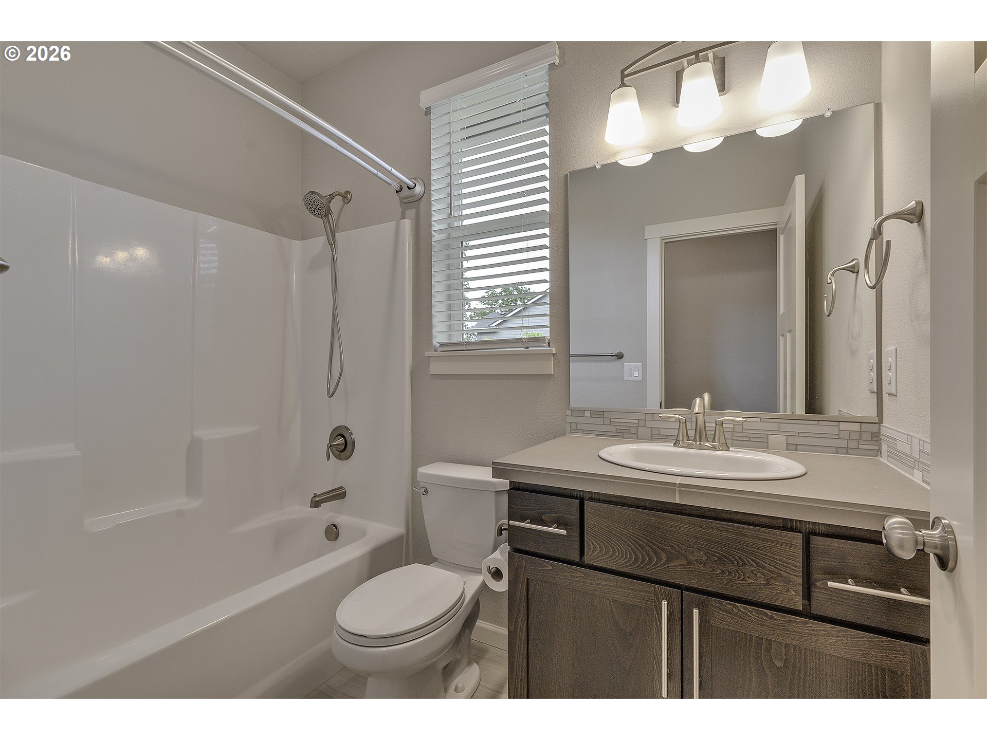 59580 Emerald Loop Property Photo 6