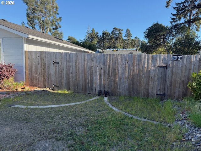 2164 24th St Property Photo 8