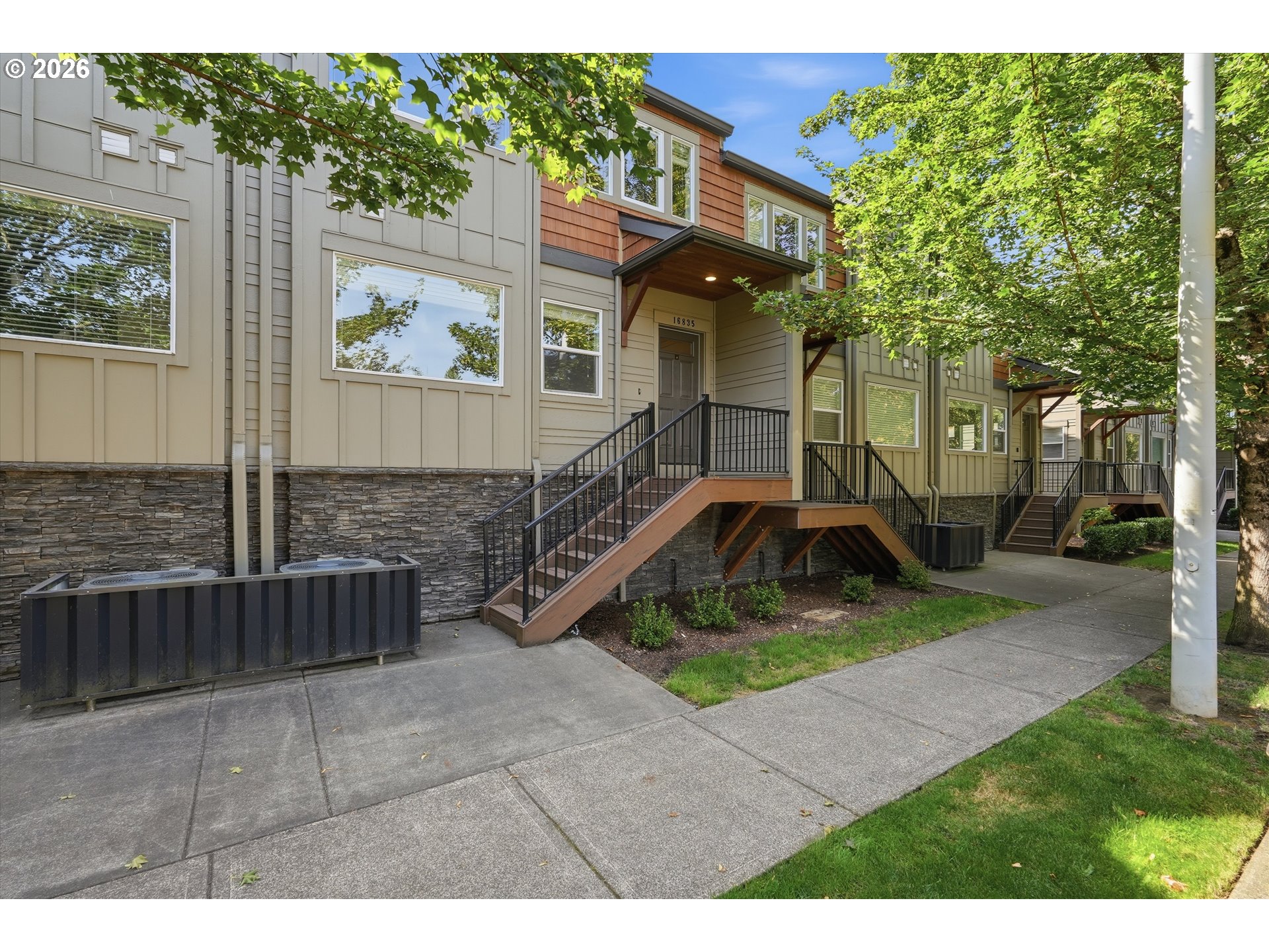 16835 Champion Way Property Photo 2