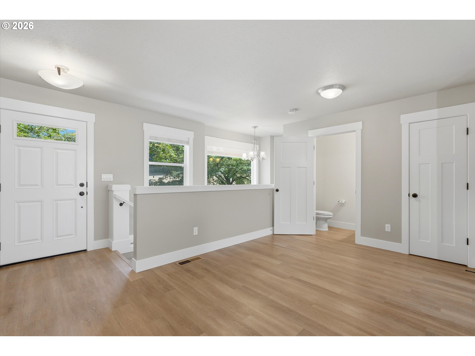 16835 Champion Way Property Photo 4
