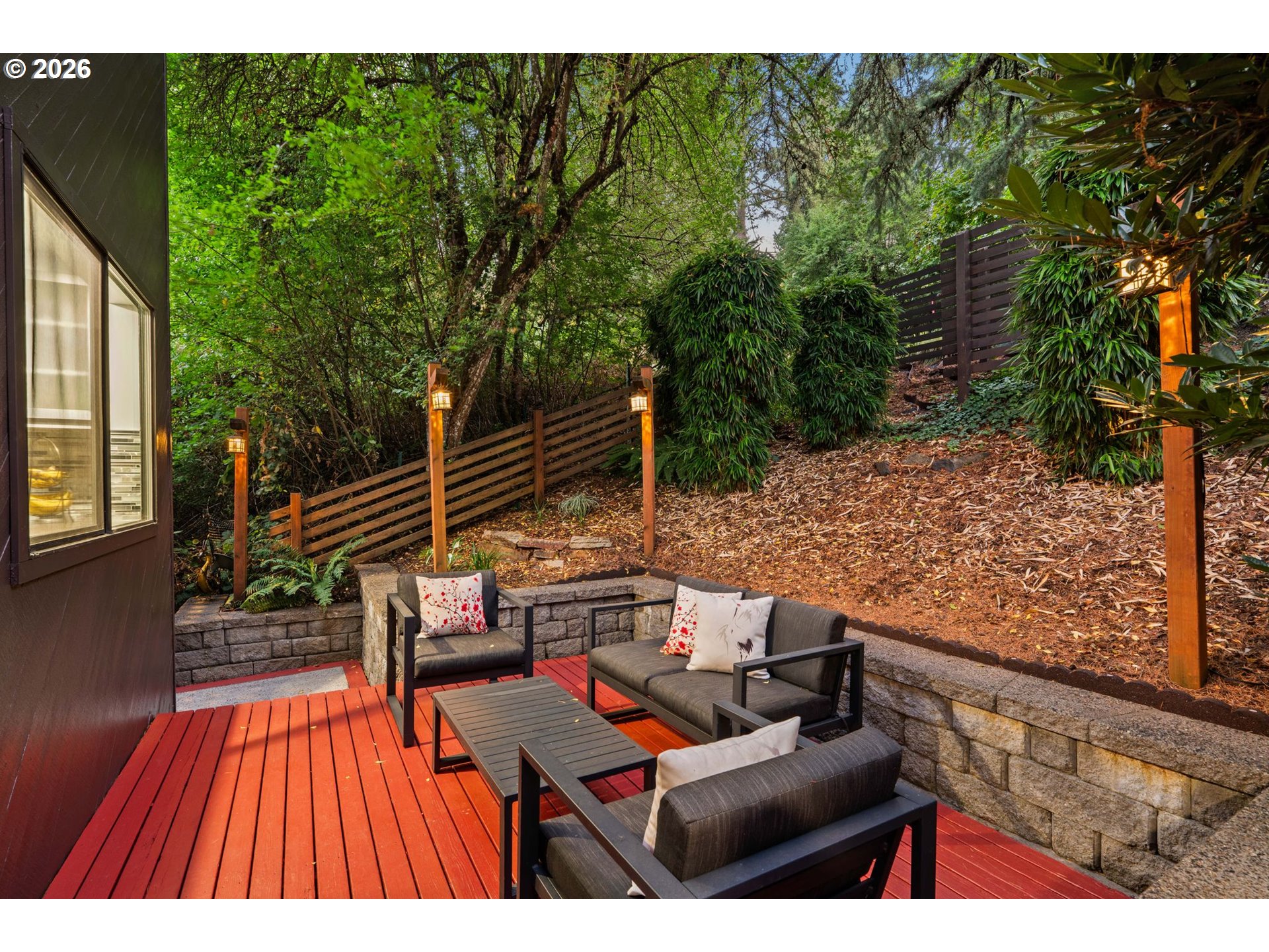 1675 Fircrest Dr Property Photo 40