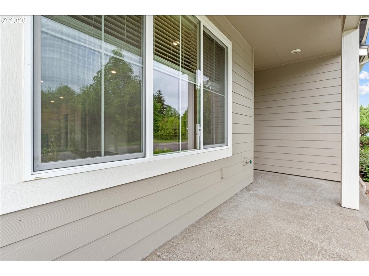 16109 Nw Reliance Ln Property Photo 4