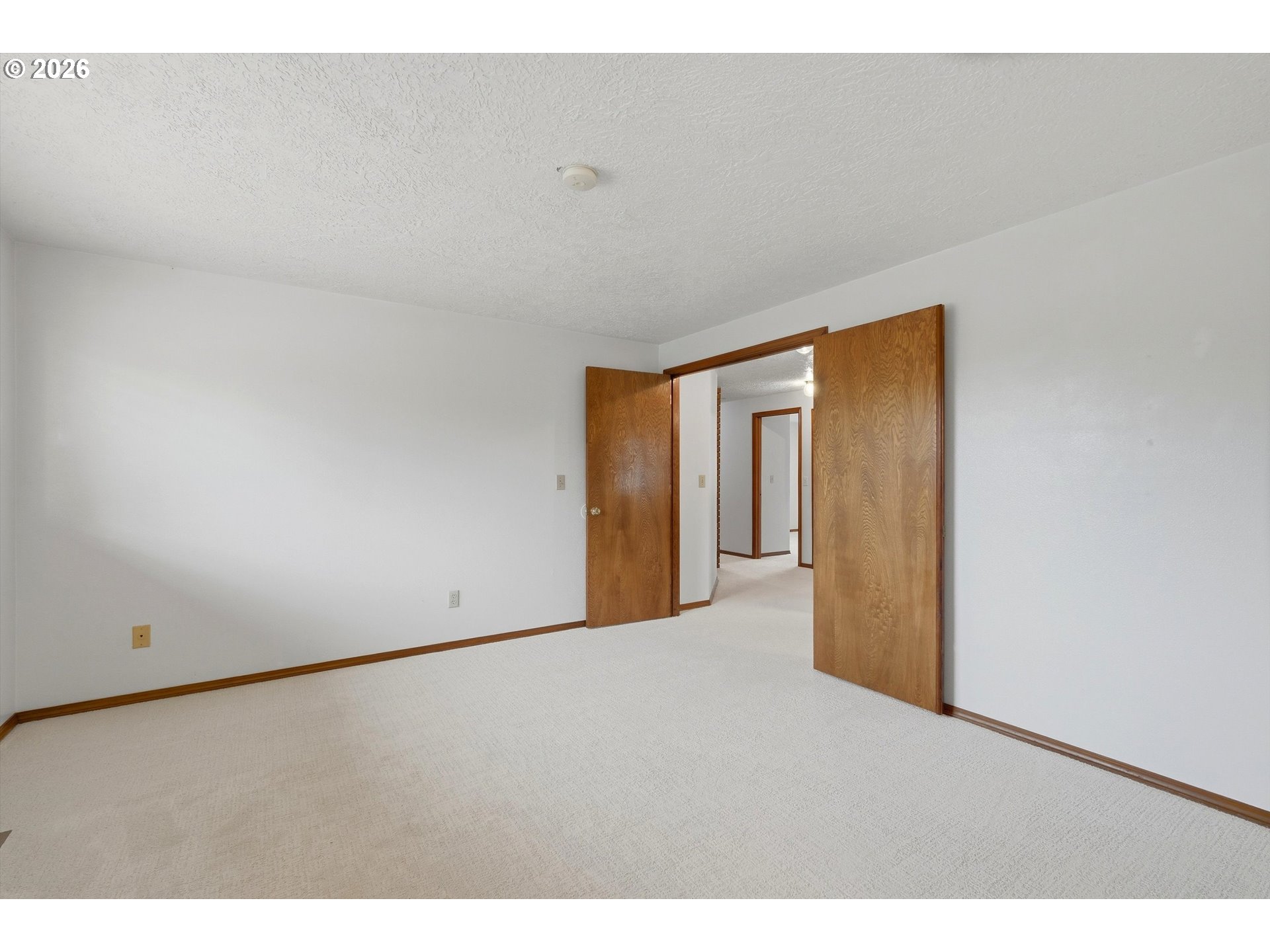391 Ne 30th Dr Property Photo 31