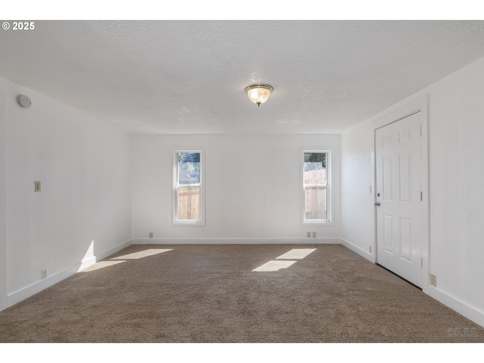 29590 Fir St Property Photo 10