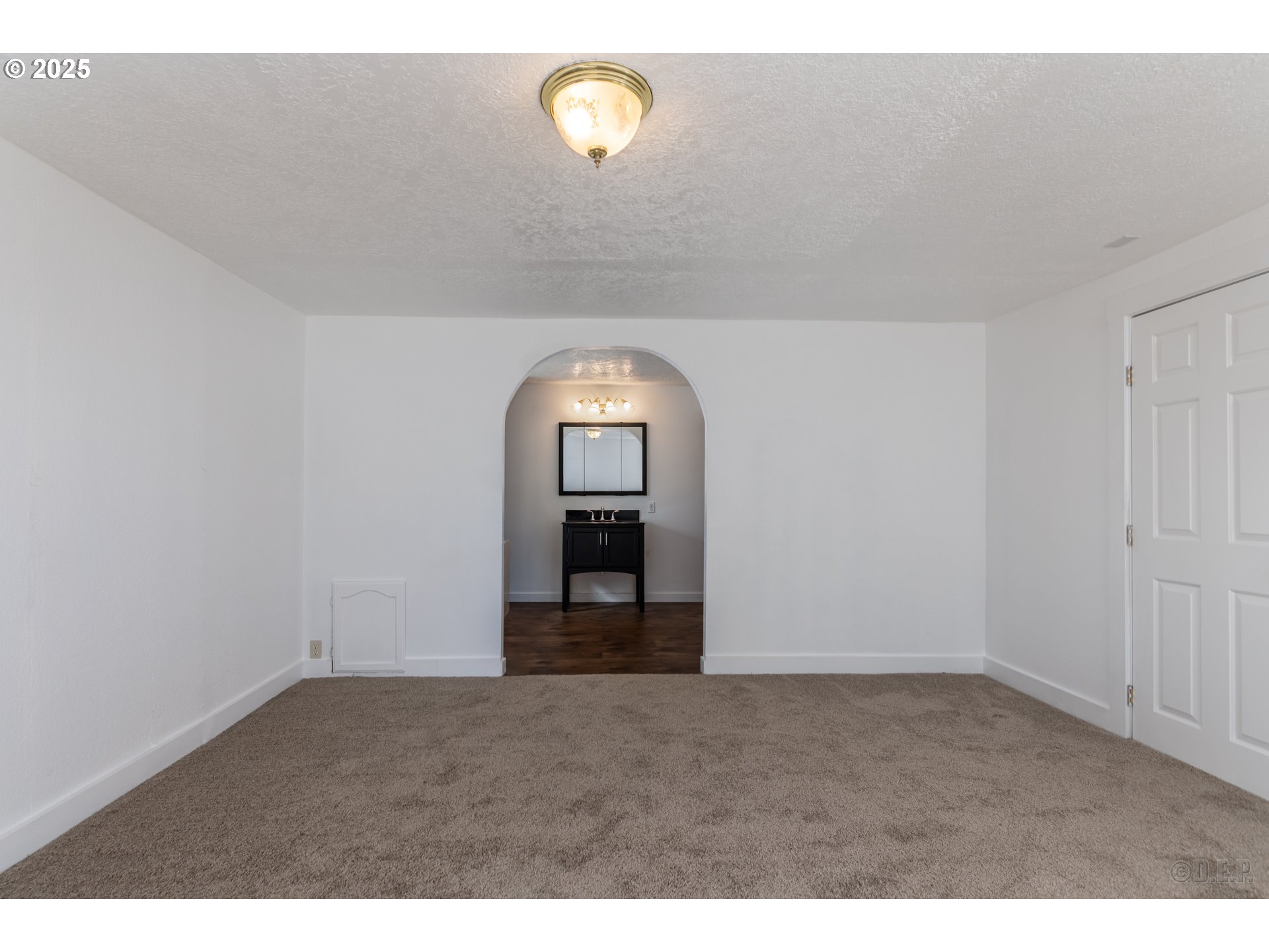 29590 Fir St Property Photo 11