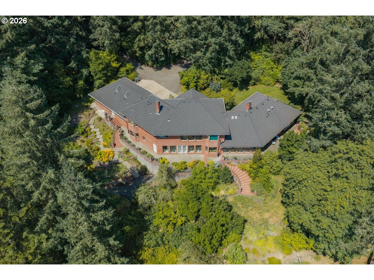 40450 Hilltop Dr Property Photo 1