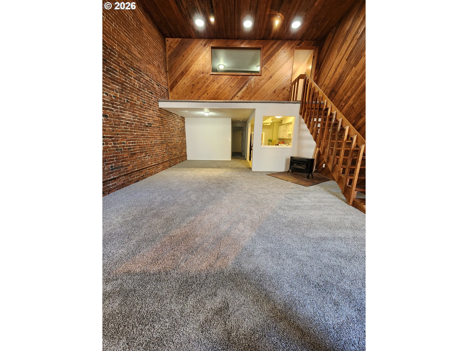 227 2nd Ave Sw Property Photo 5