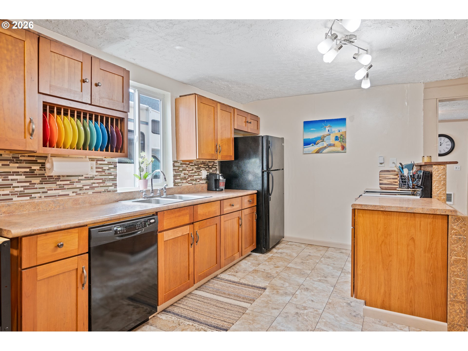 3284 Oak St Property Photo 10