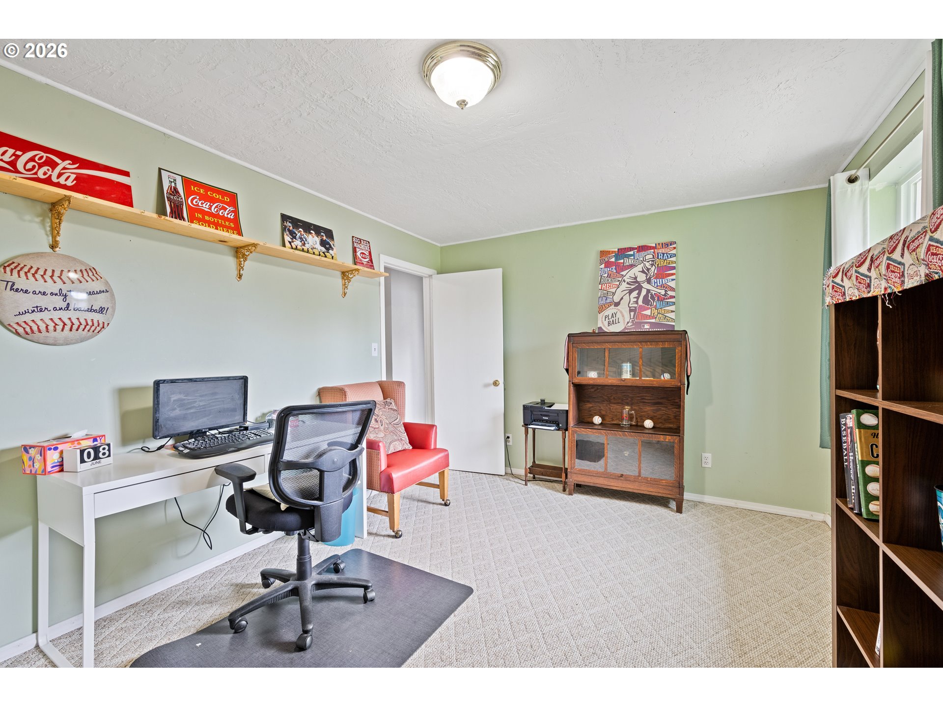 3284 Oak St Property Photo 21
