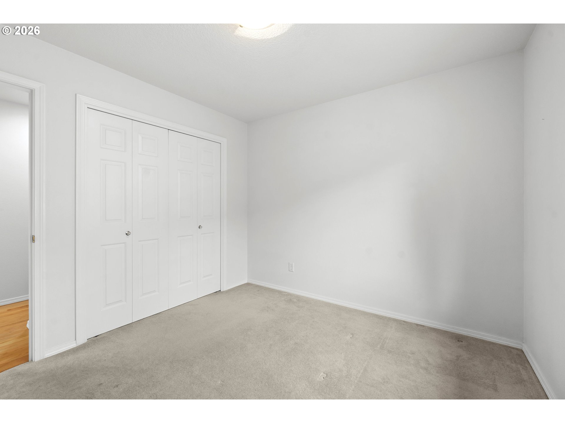 1251 Se Glacier Ln Property Photo 34