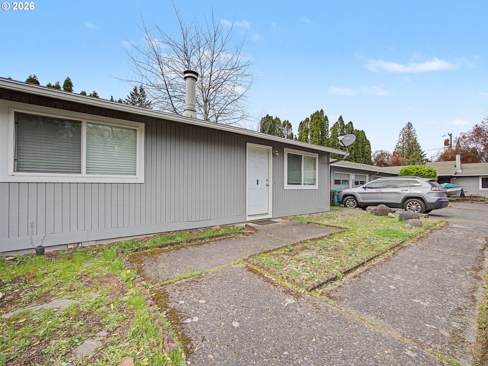 18635 Se Division St Property Photo 4