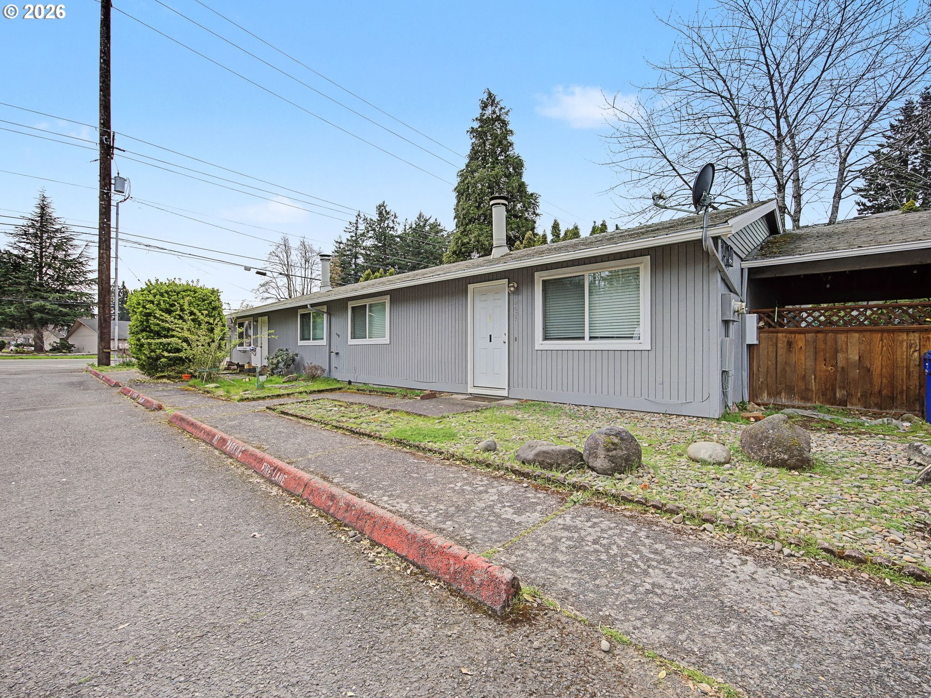 18635 Se Division St Property Photo 6