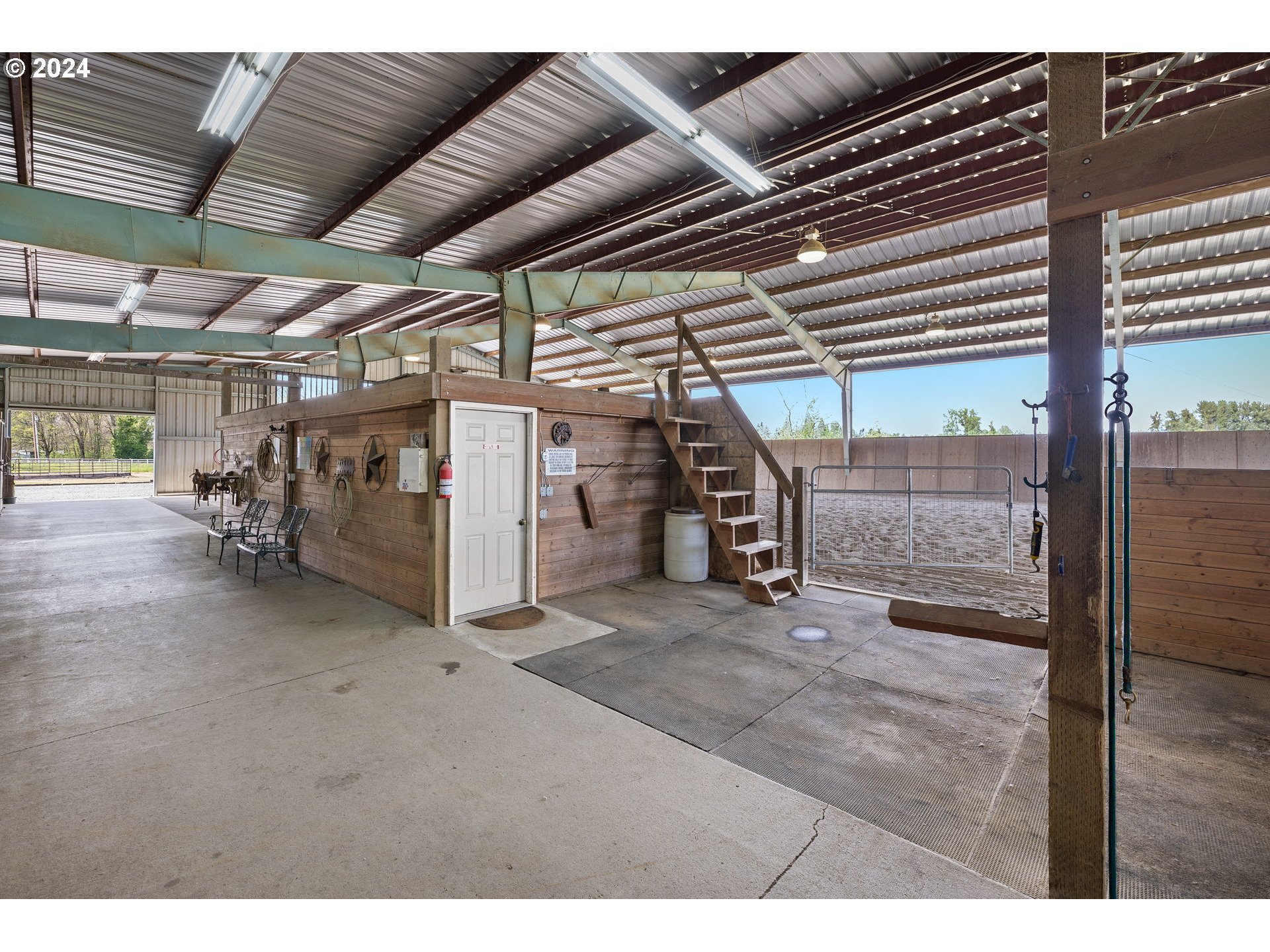 12430 S Oak Grove Rd Property Photo 12