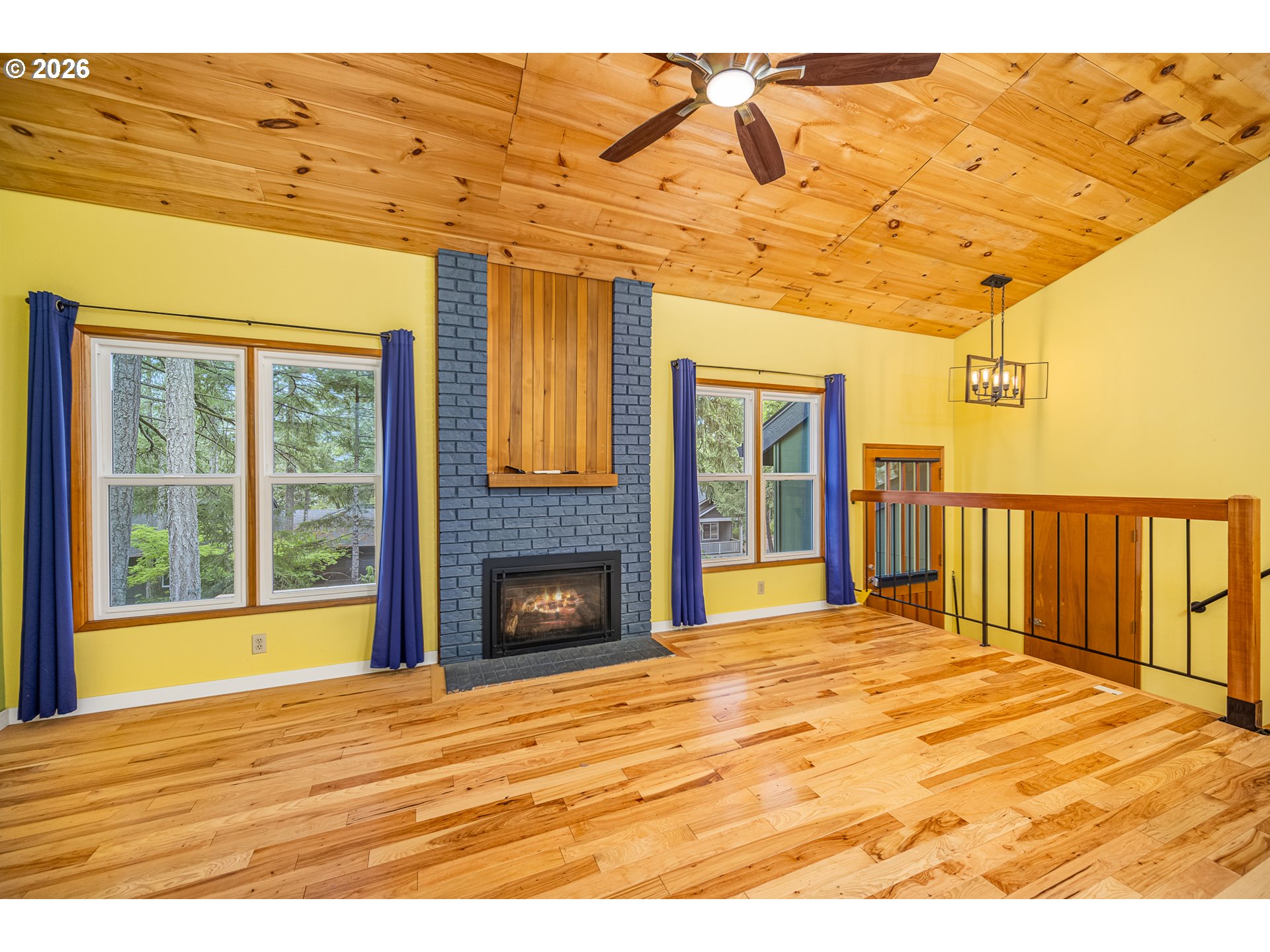 3827 Vine Maple St Property Photo 7