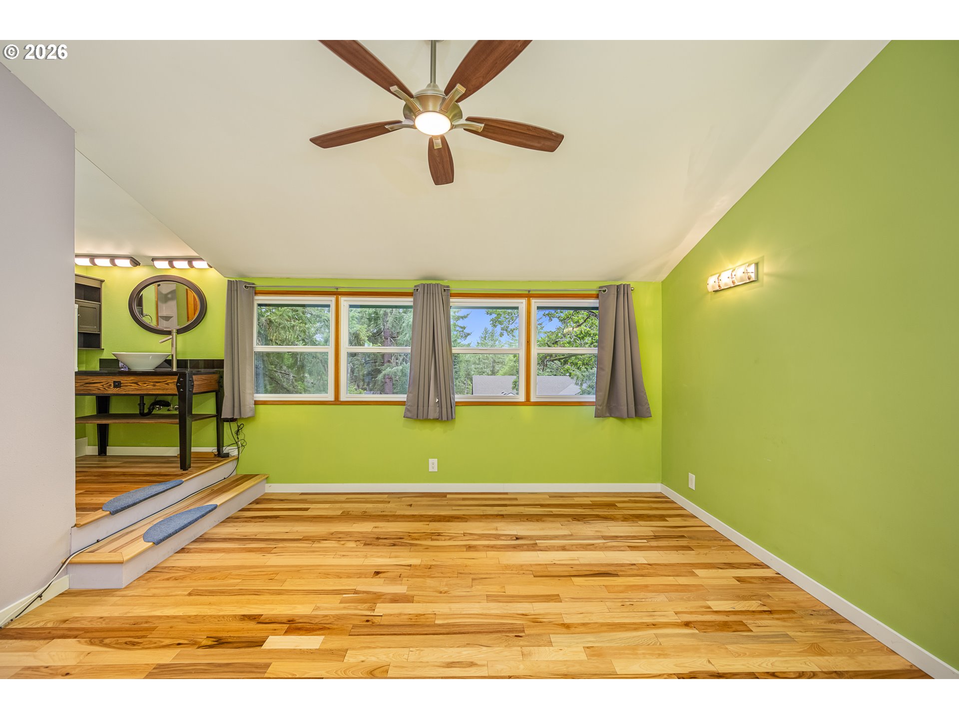 3827 Vine Maple St Property Photo 20
