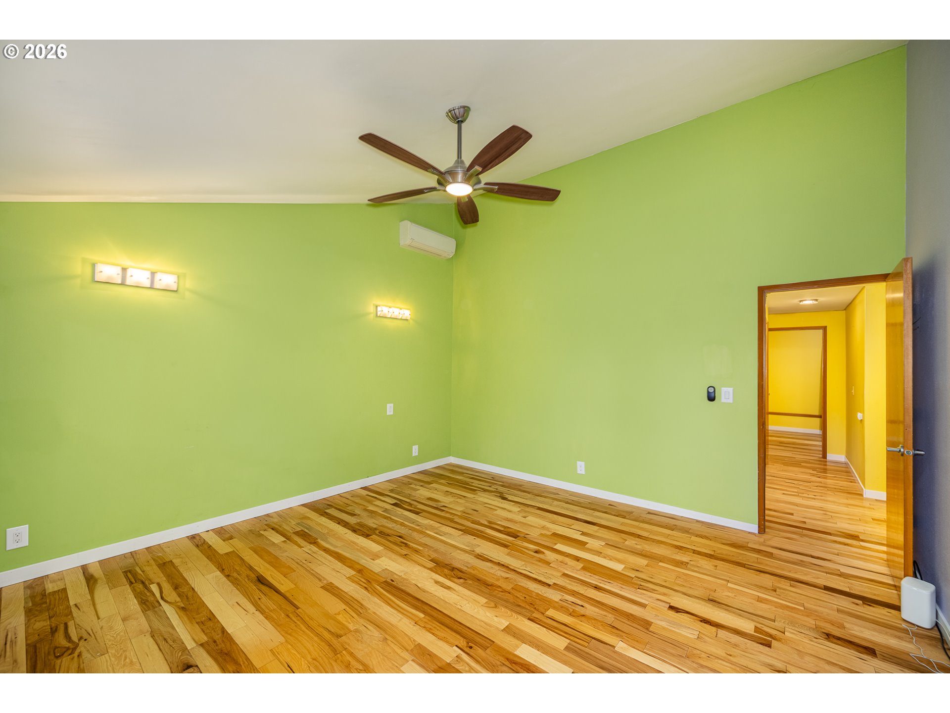 3827 Vine Maple St Property Photo 22