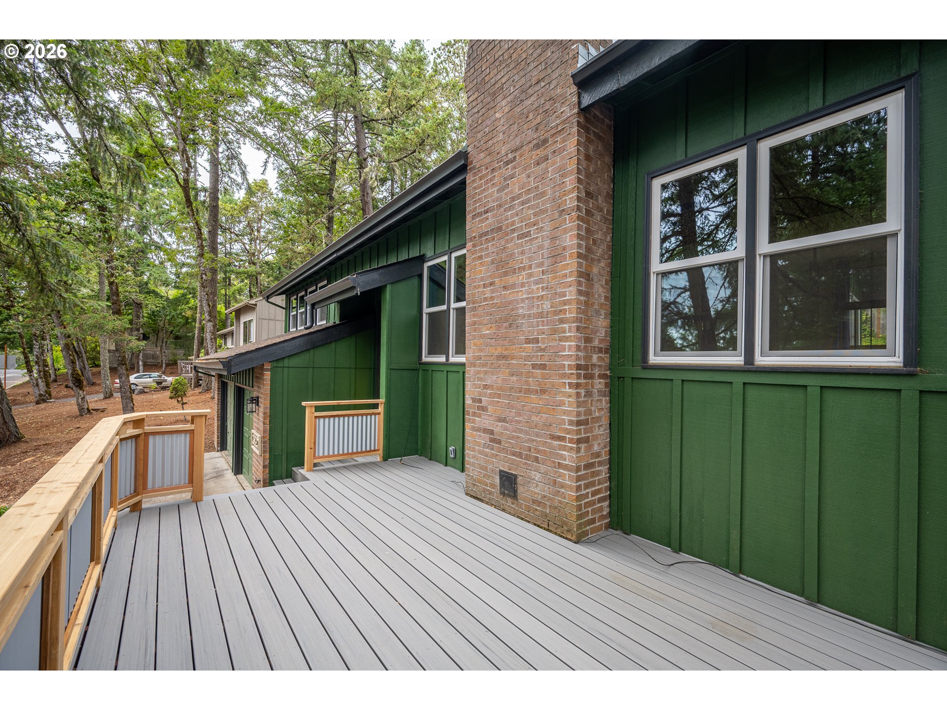3827 Vine Maple St Property Photo 44