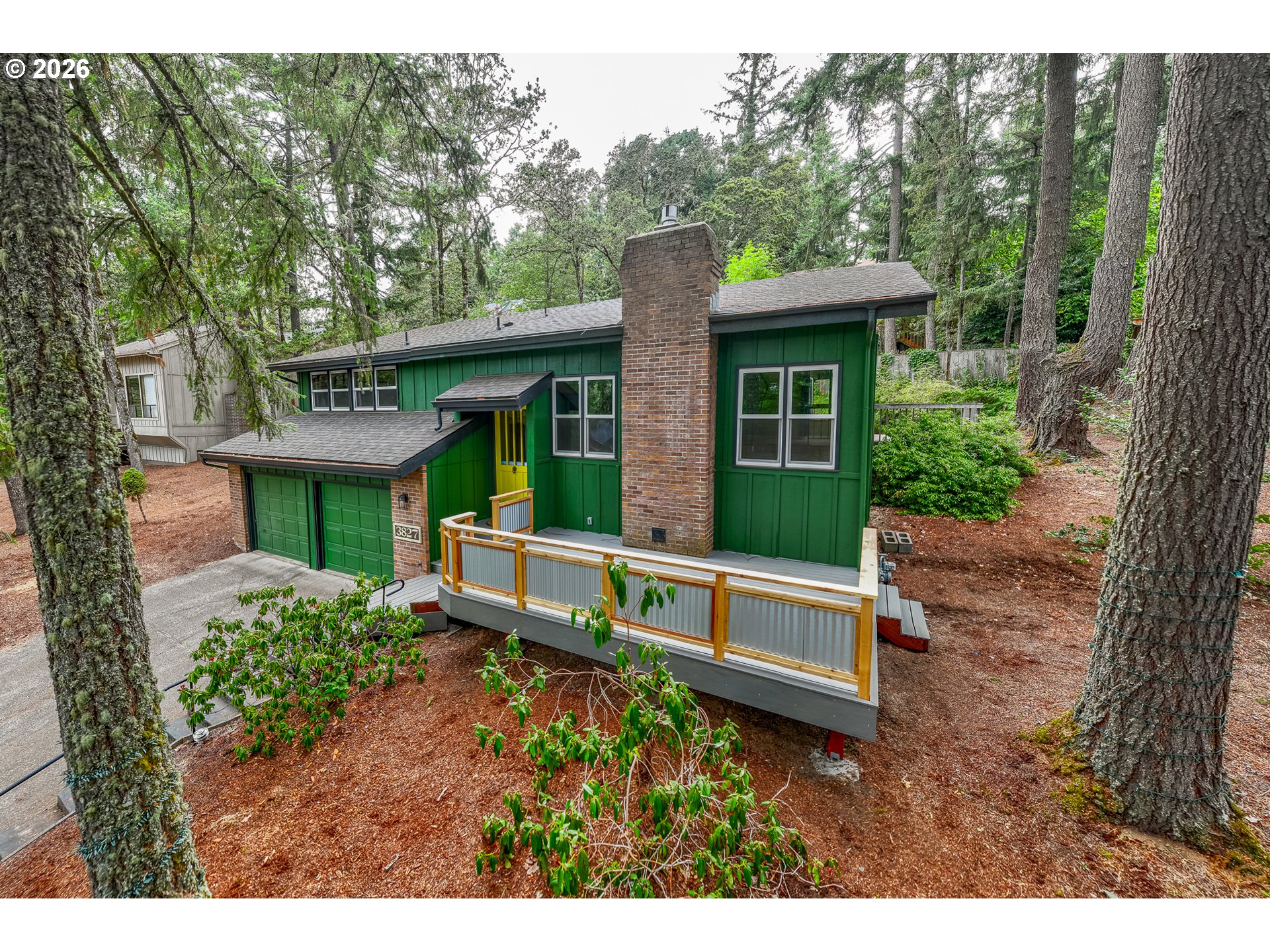 3827 Vine Maple St Property Photo 45