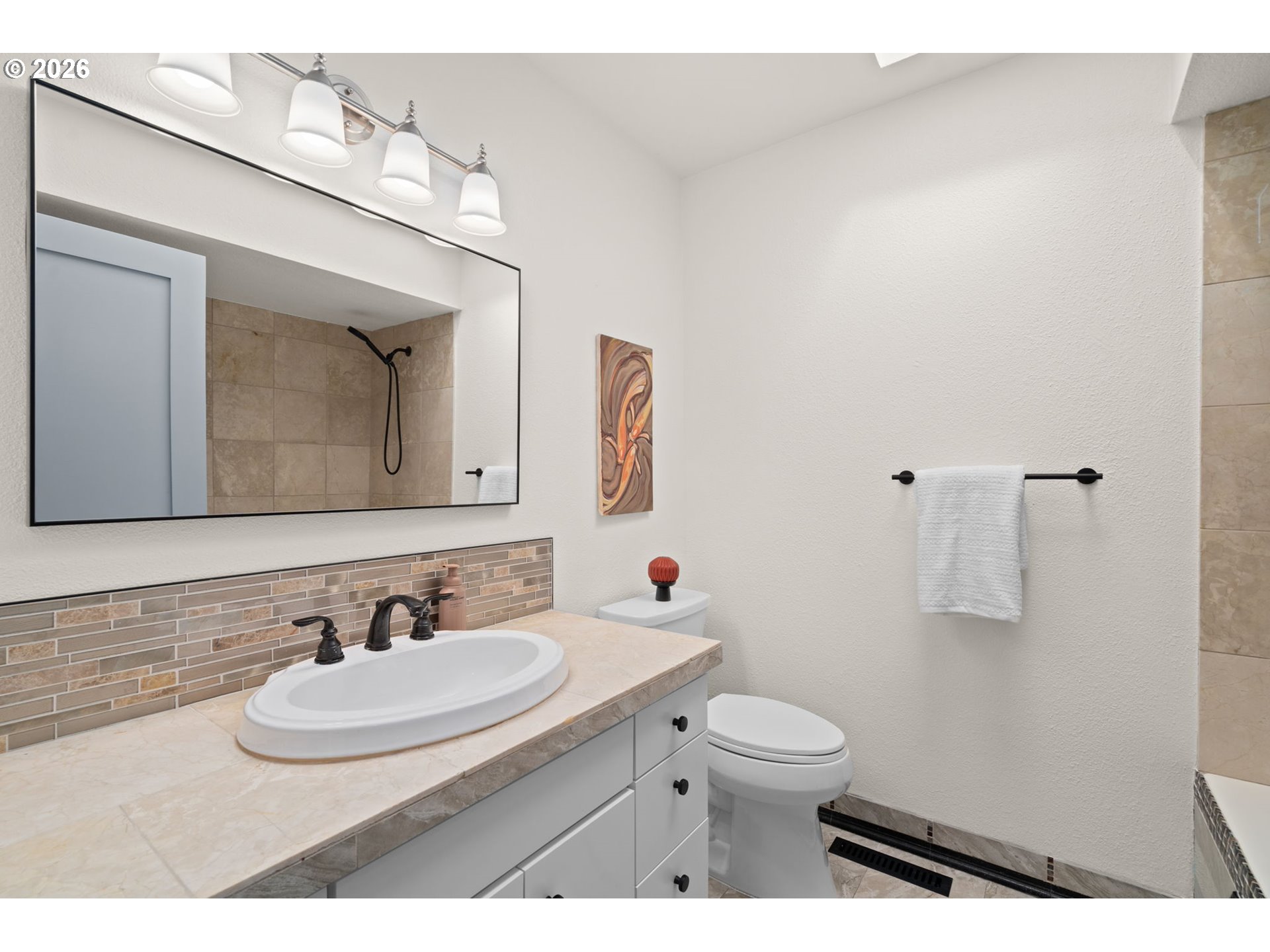 19001 Suncrest Dr Property Photo 24