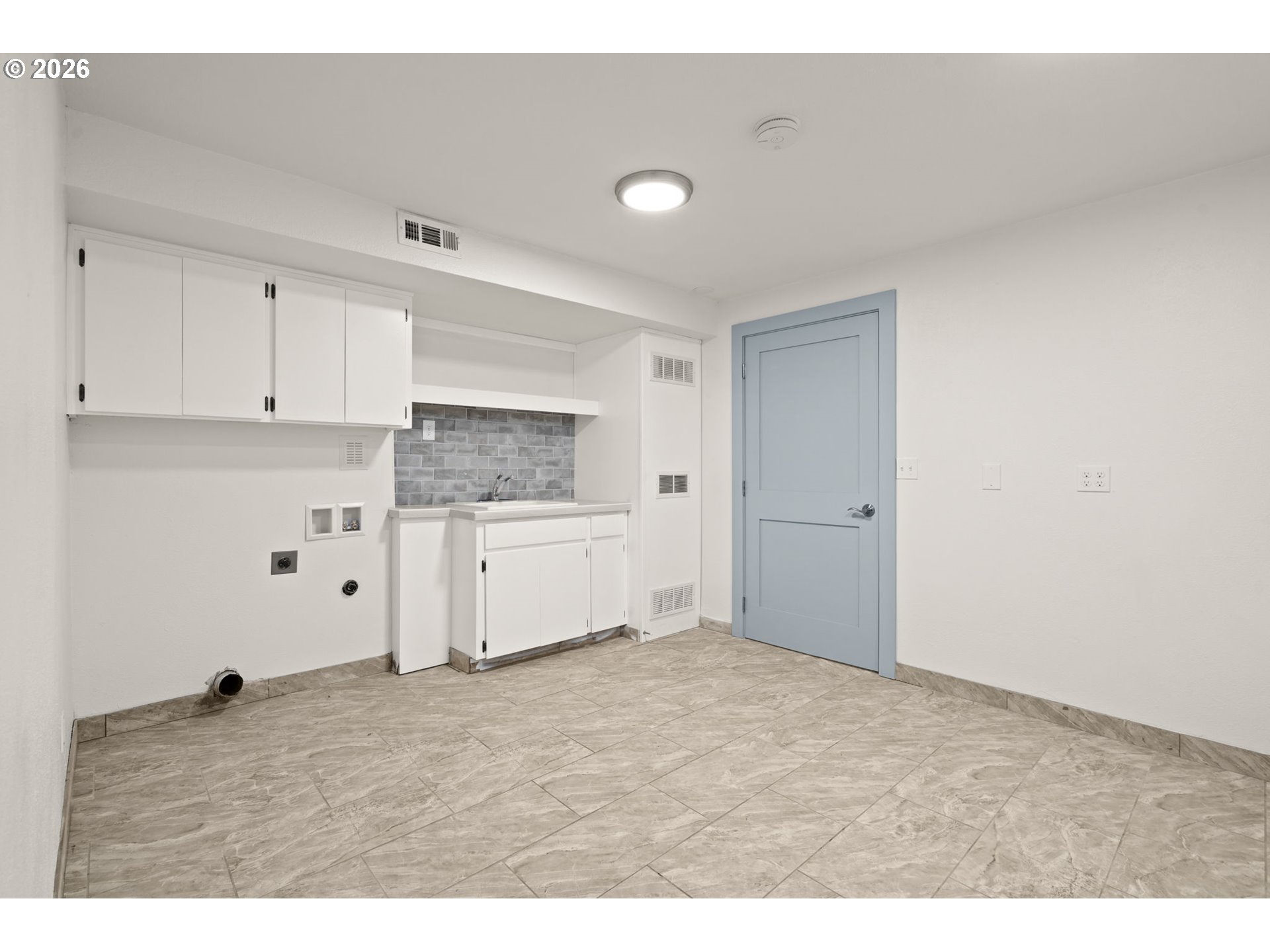 19001 Suncrest Dr Property Photo 38