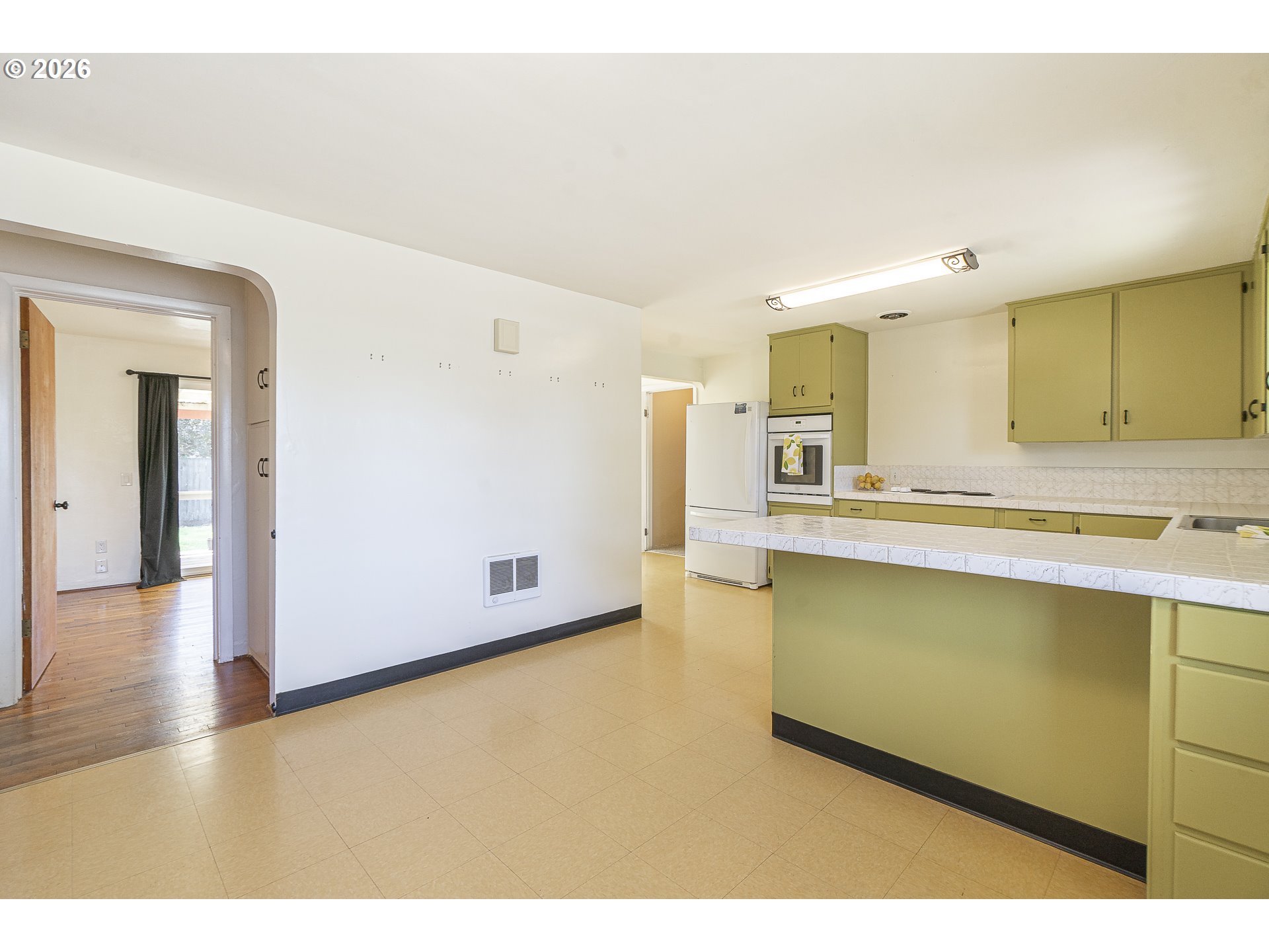 2019 E St Property Photo 8