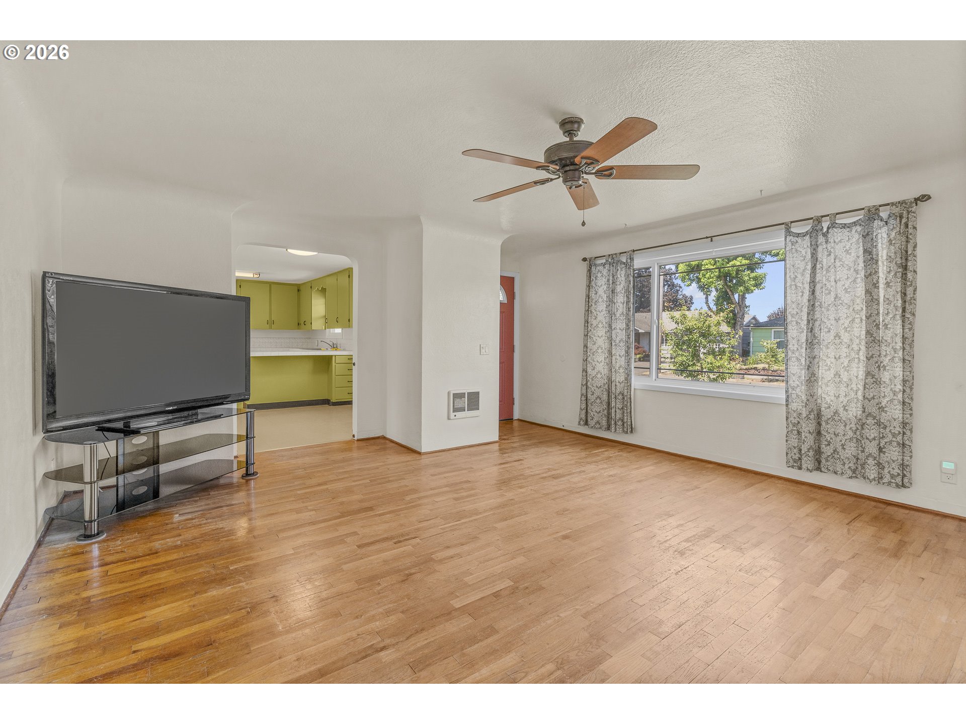 2019 E St Property Photo 11