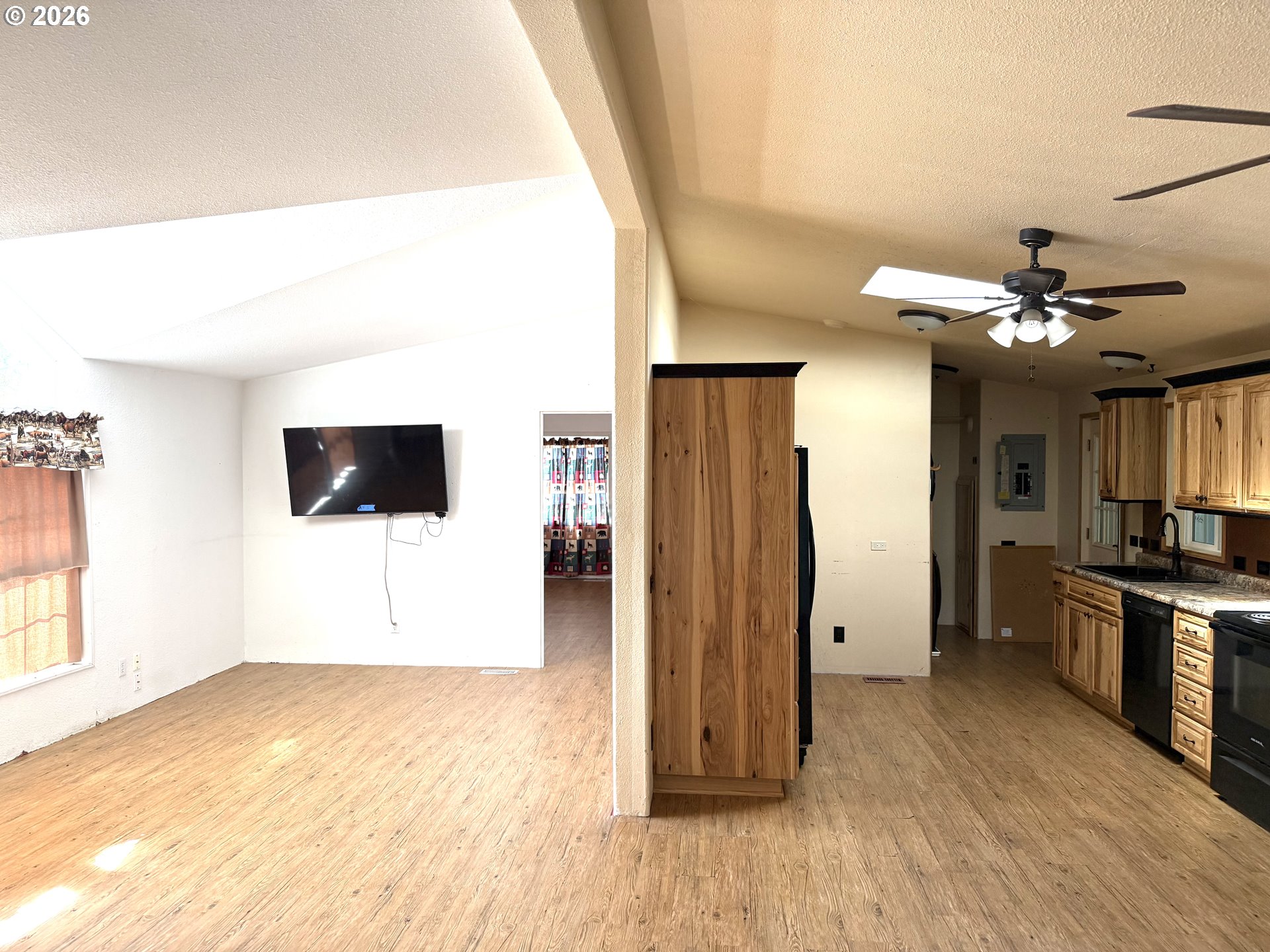 375 Metlako Way #6 Property Photo 4