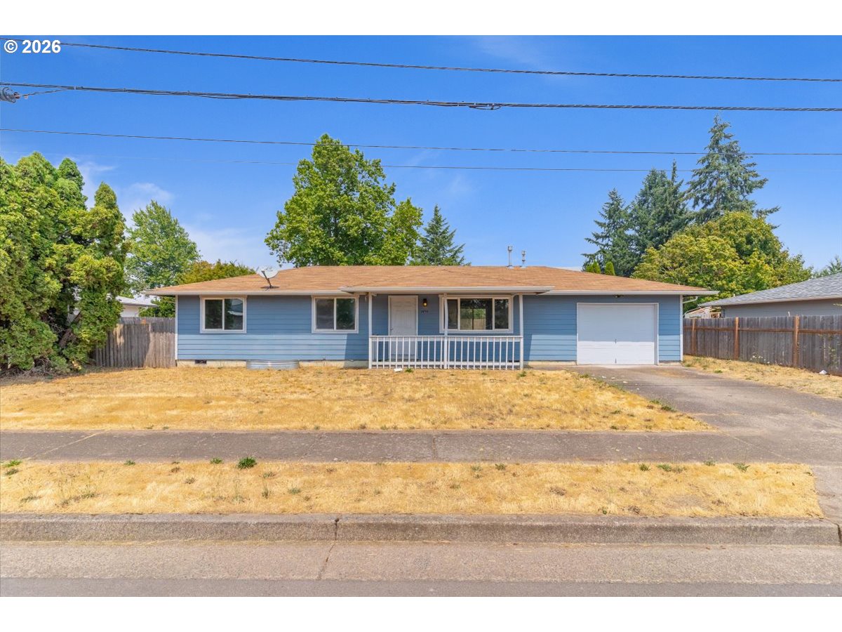 1535 W Oak St Property Photo 1