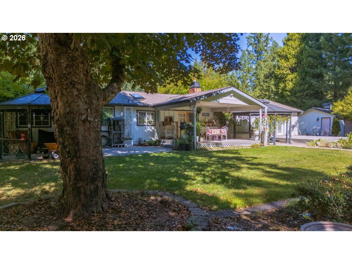 1121 Yeust Rd Property Photo 26