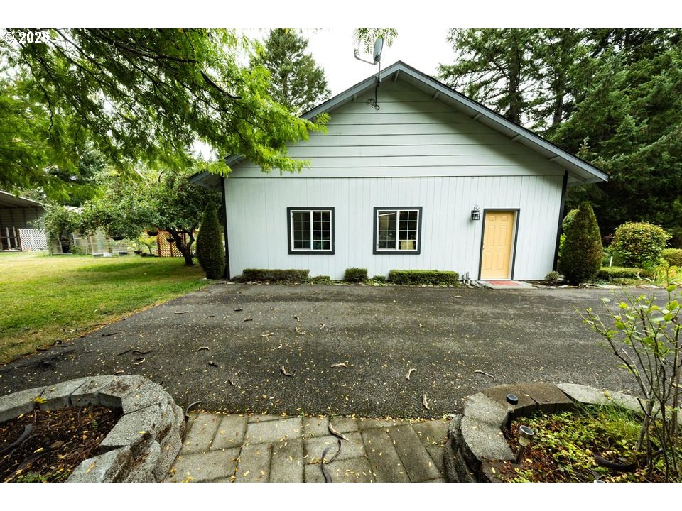 1121 Yeust Rd Property Photo 45