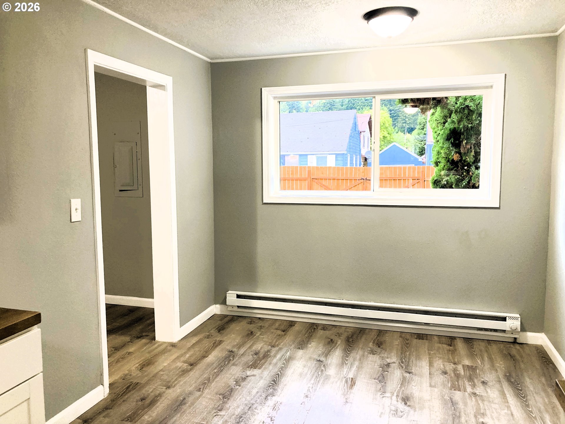 507 Clark St Property Photo 10