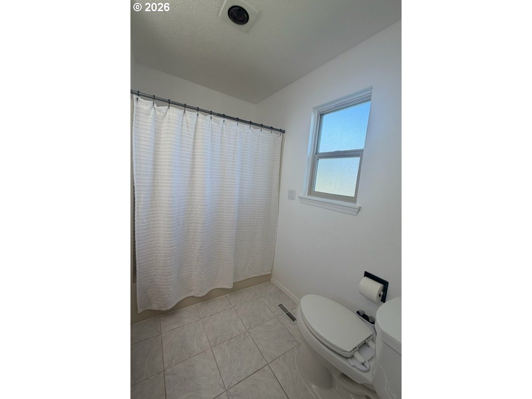 308 Sw Faler Rd Property Photo 17