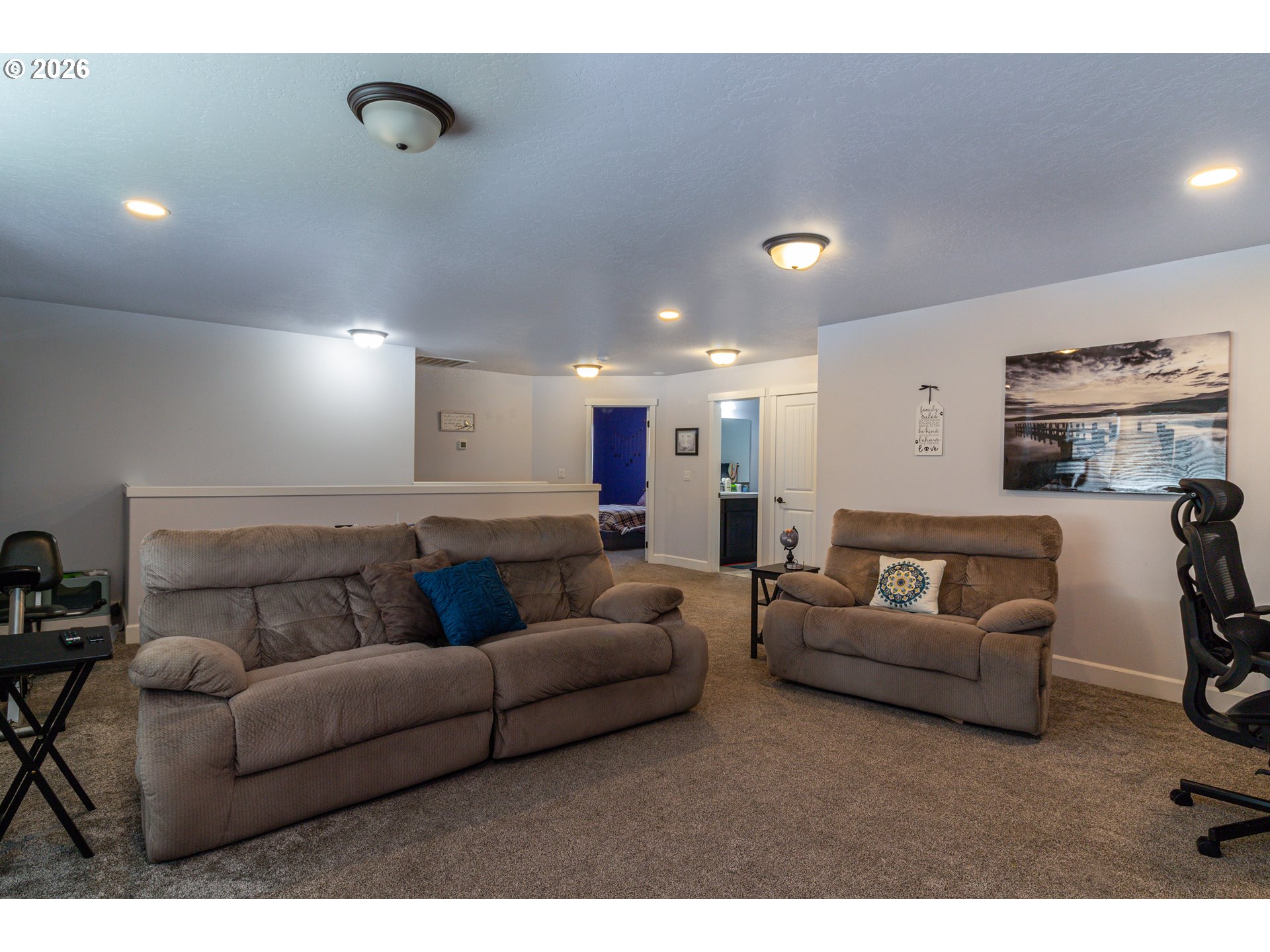 2375 Nw Valley View Dr Property Photo 20