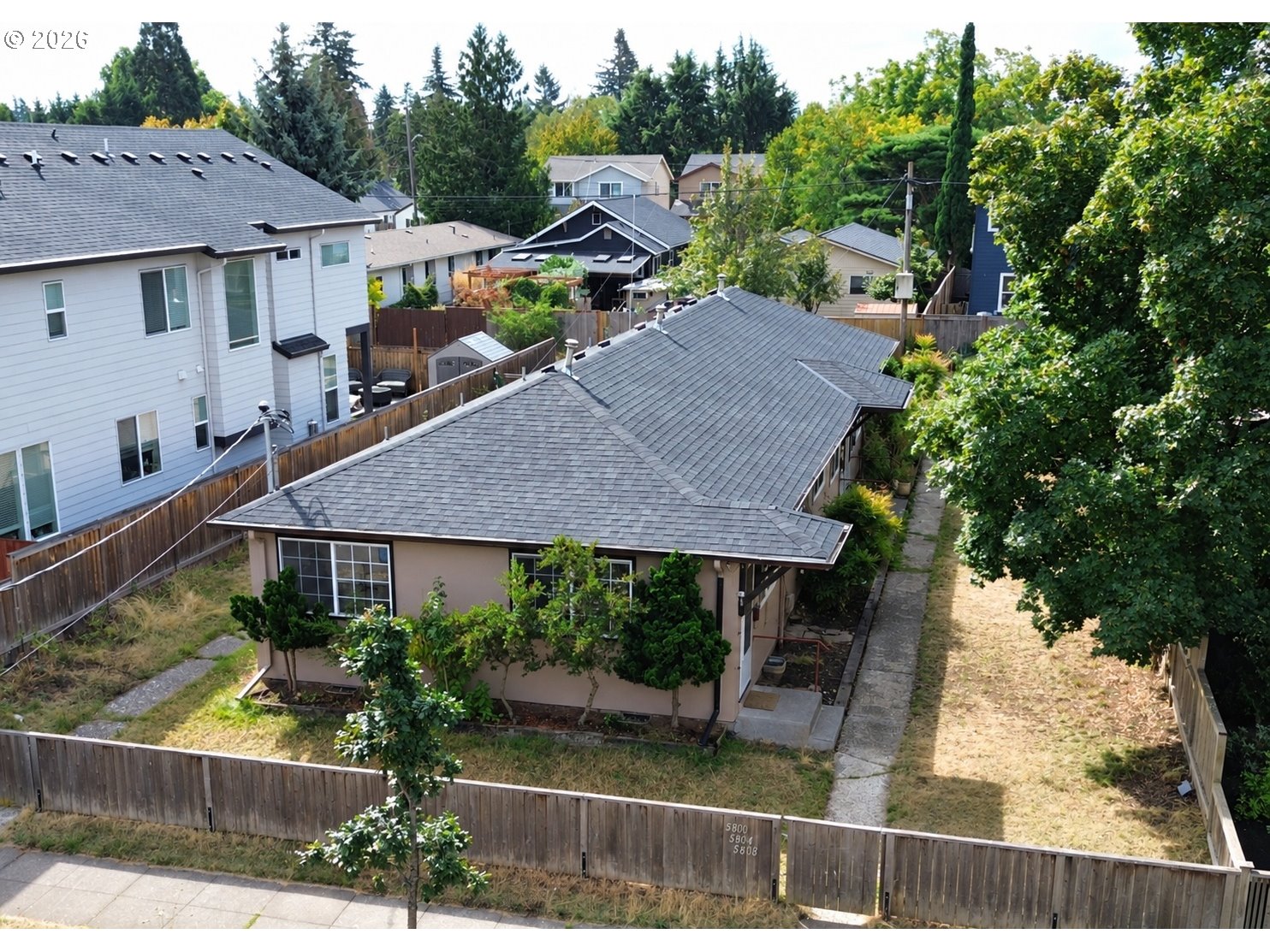 5800 SE WOODSTOCK BLVD Property Photo 1