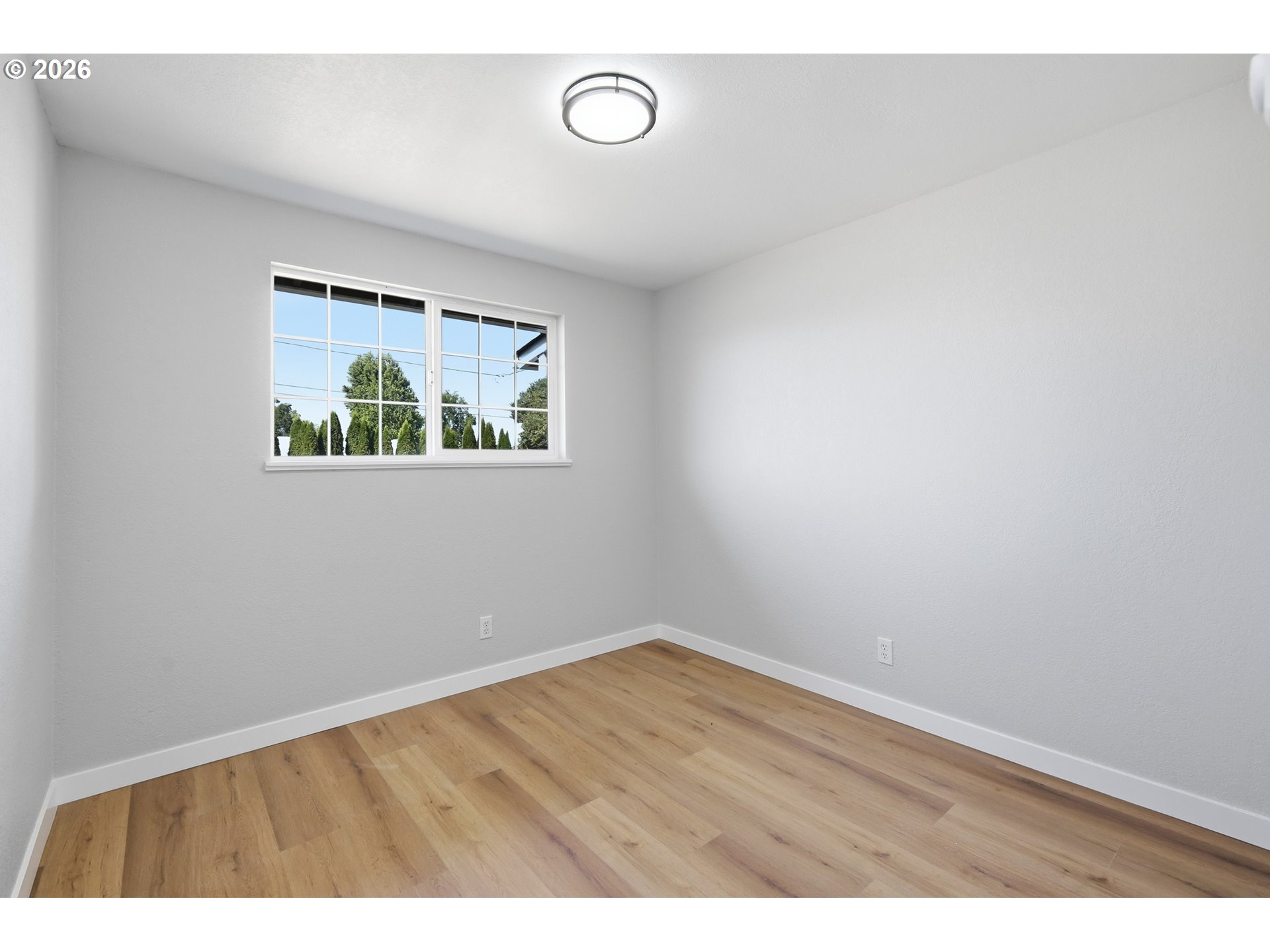 2011 Ohio St Property Photo 16
