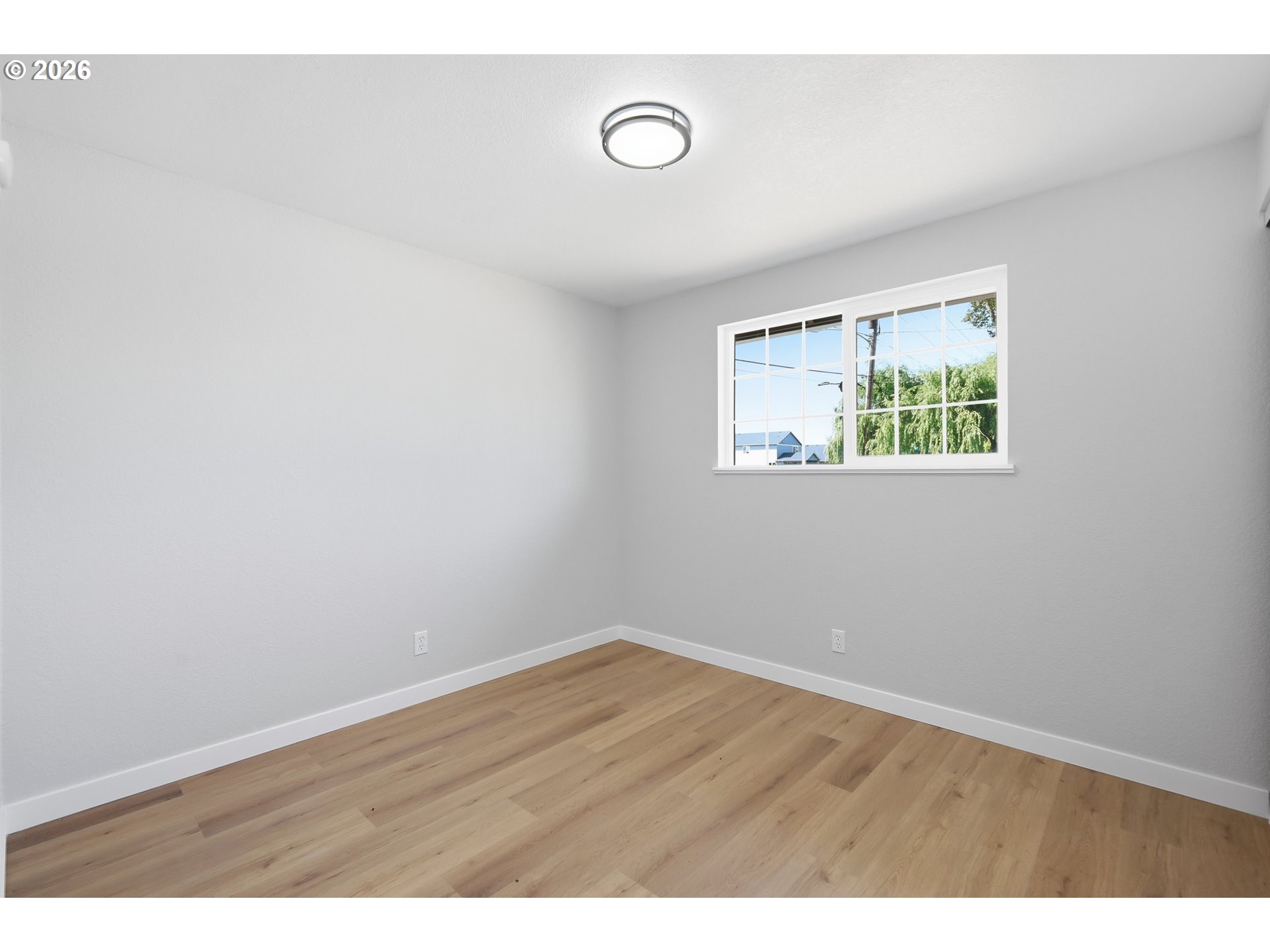 2011 Ohio St Property Photo 18