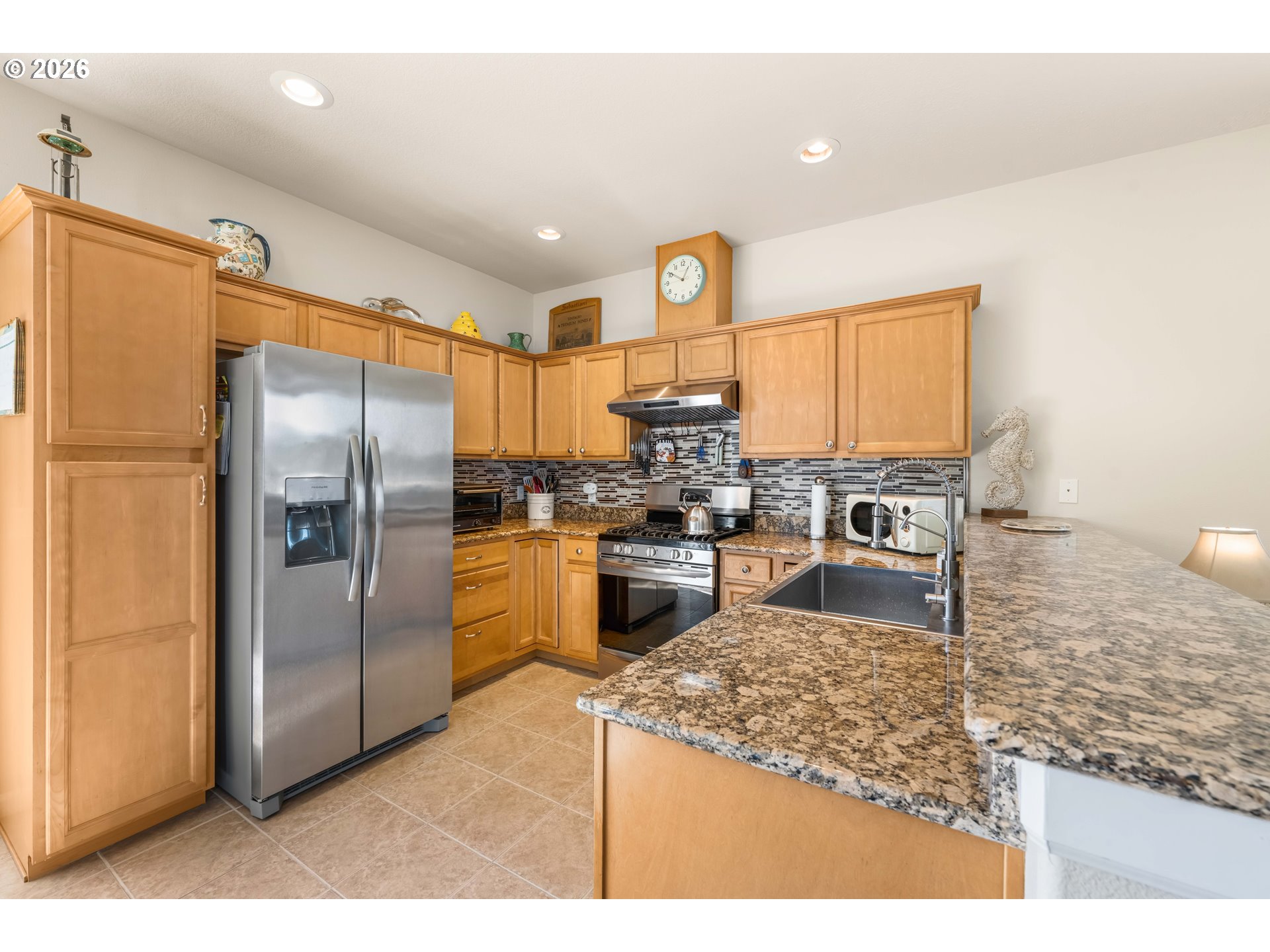 781 Kentucky Ave Property Photo 16