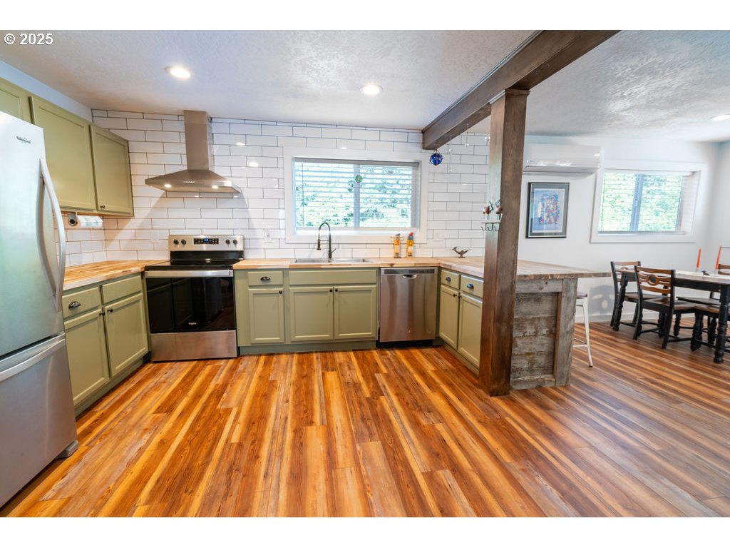 35349 Blitz Ln Property Photo 6