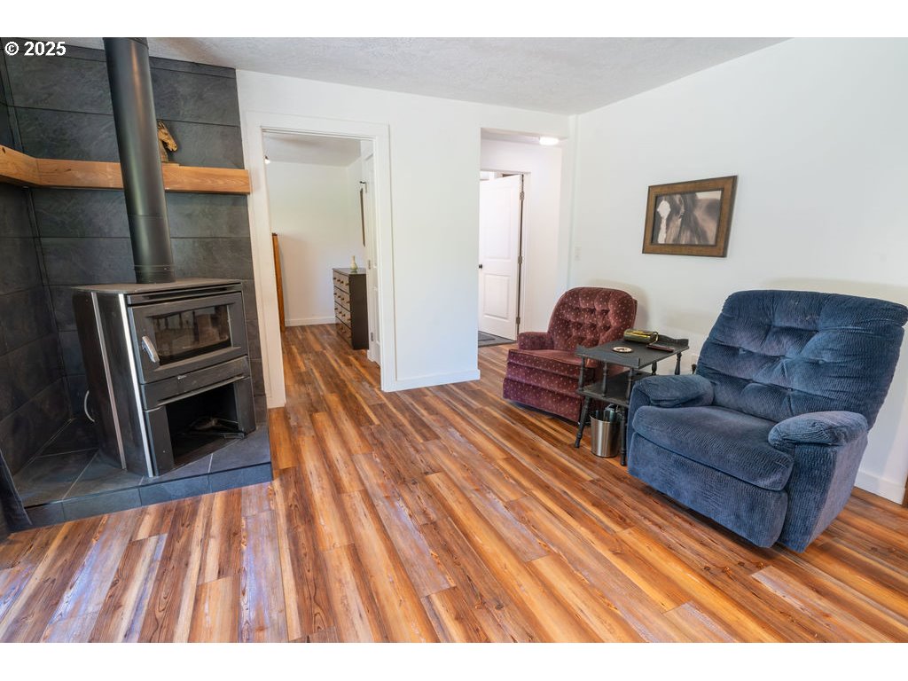 35349 Blitz Ln Property Photo 11