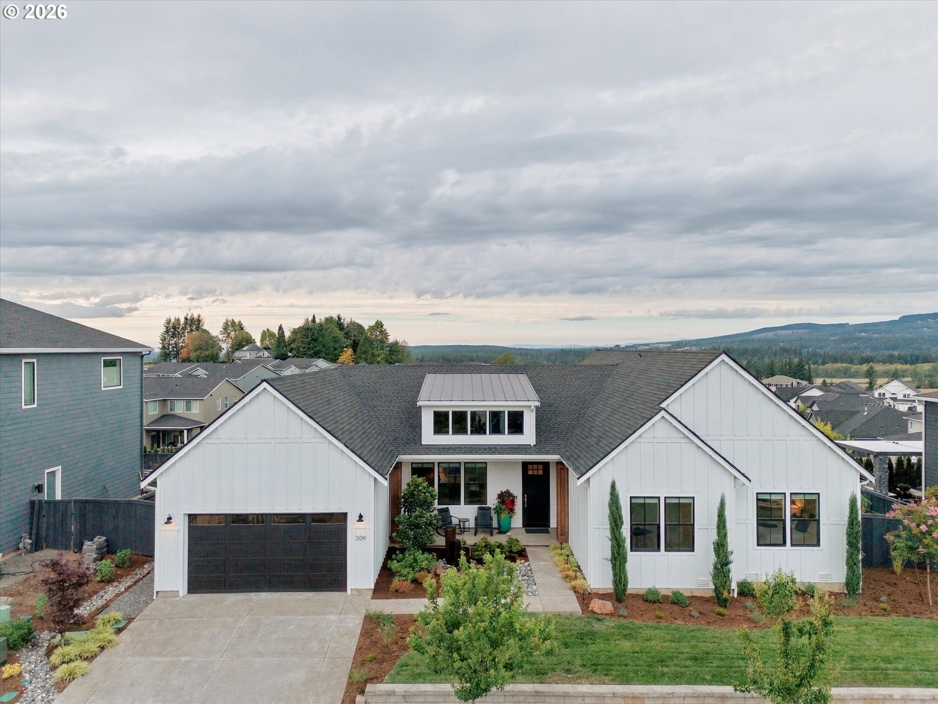 309 W Fir Loop Property Photo 1