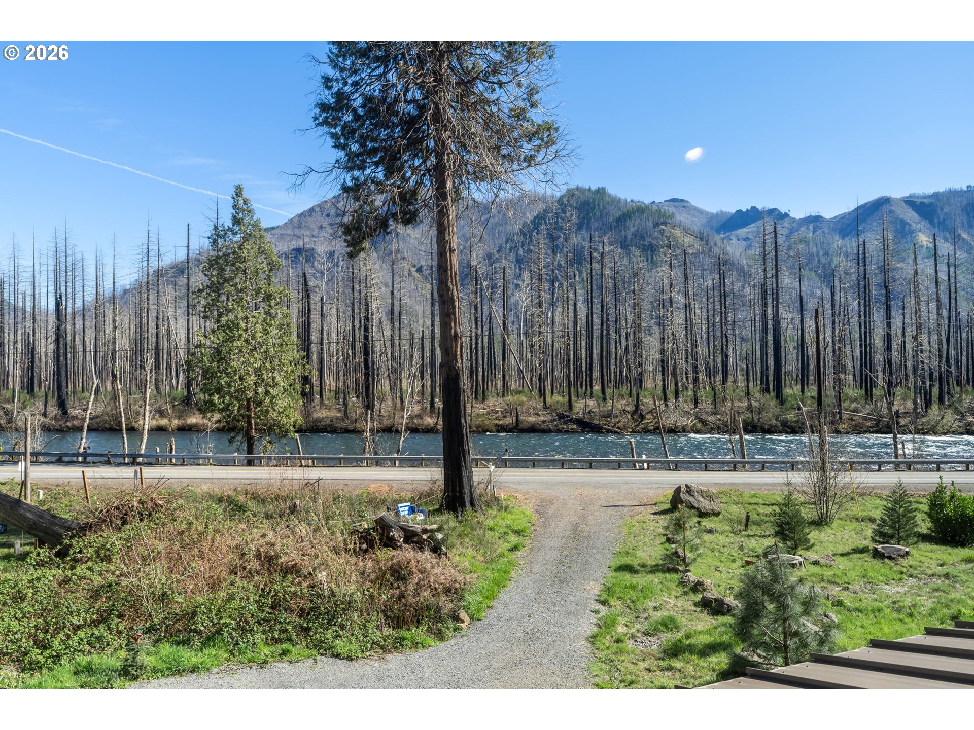 52633 Mckenzie Hwy Property Photo 3