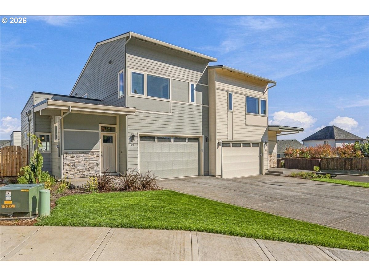 210 Black Hawk Ct. Property Photo 1