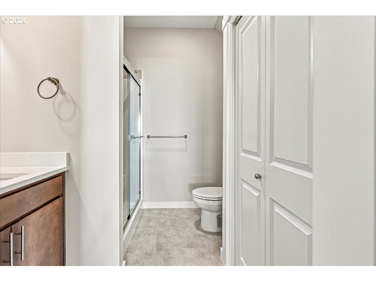 210 Black Hawk Ct. Property Photo 25
