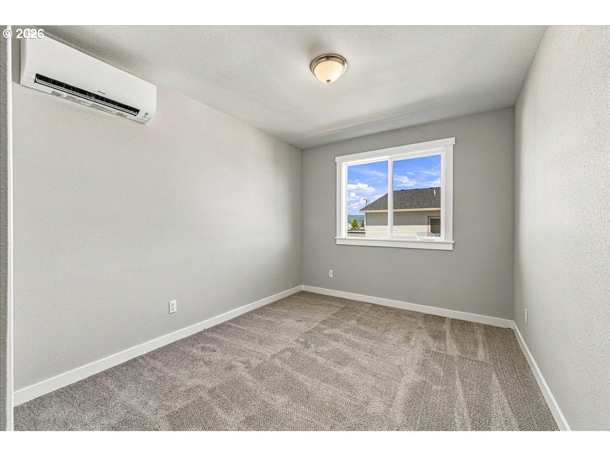 210 Black Hawk Ct. Property Photo 35